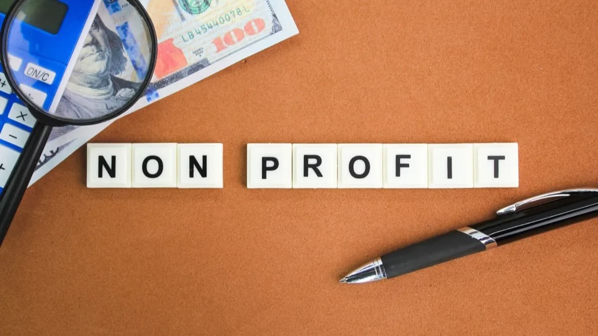 Nonprofit finance team reviewing federal grant records during a Single Audit