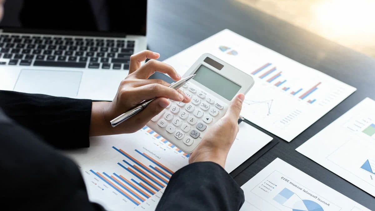 What Is the Six Sigma Approach to Internal Audit?