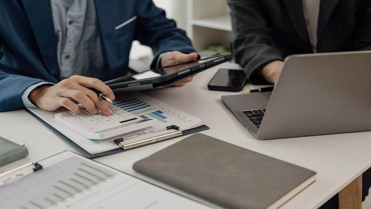 Standard tax deduction: meaning, amounts, and filing tips