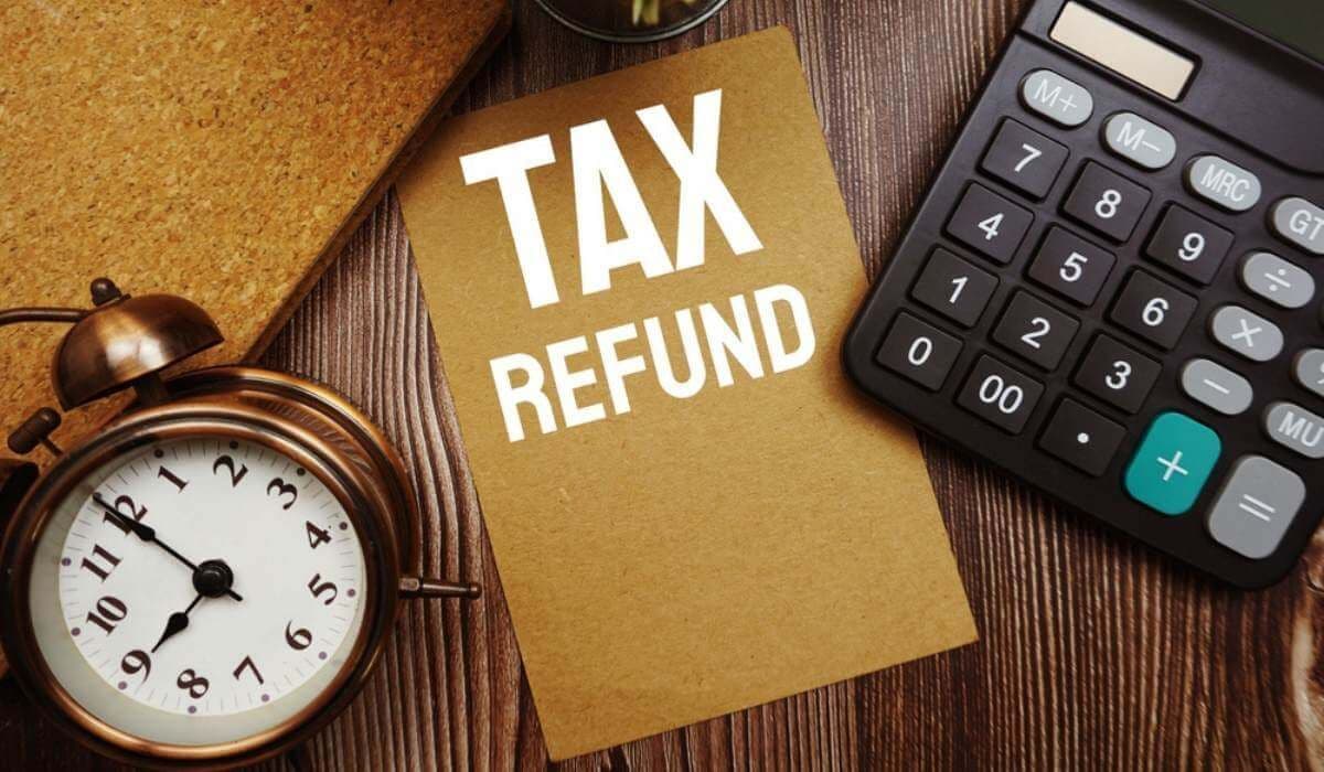 What is the average tax refund in Washington state?